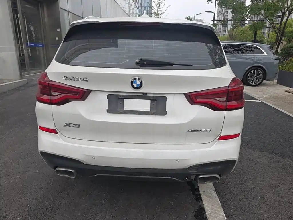 BMW X3 — миниатюра 6