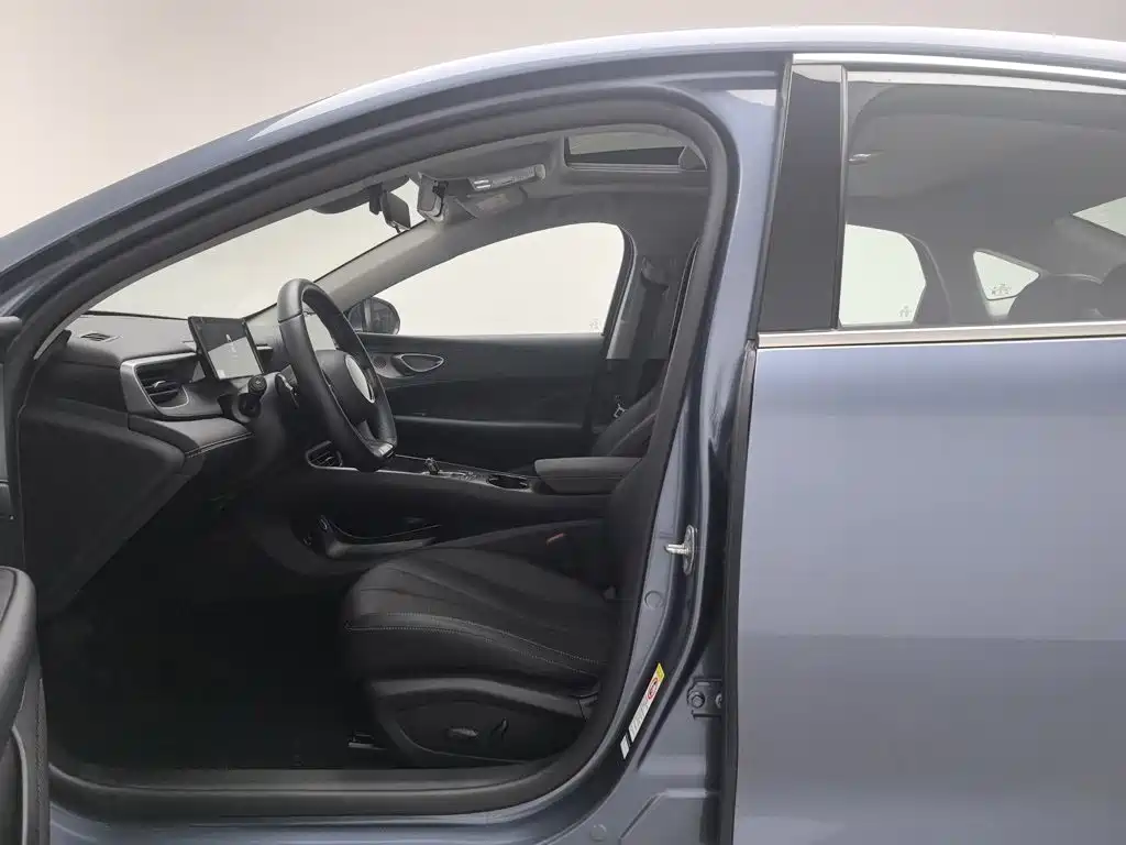 BYD Seal 05 DM-i — миниатюра 10