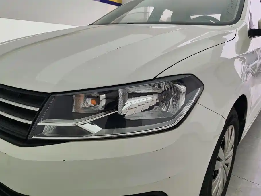 Volkswagen Santana — миниатюра 5