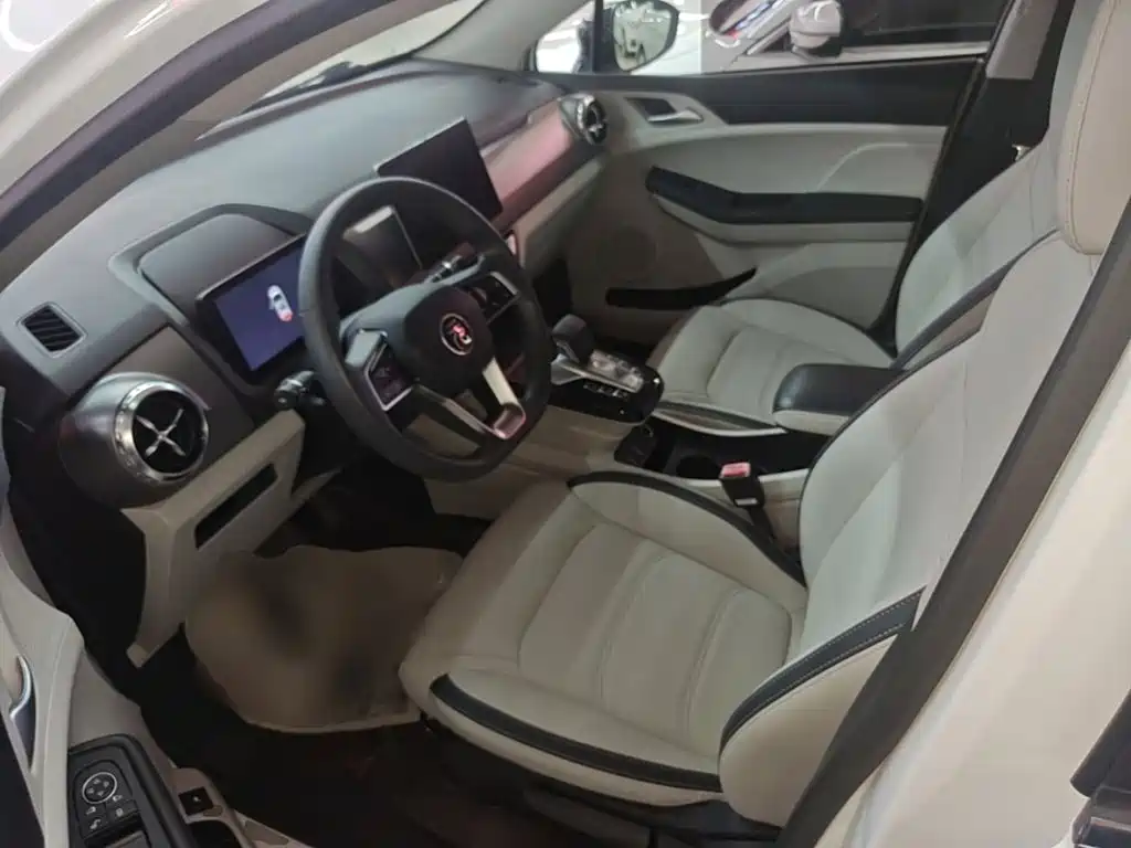 BYD Yuan Pro — миниатюра 15