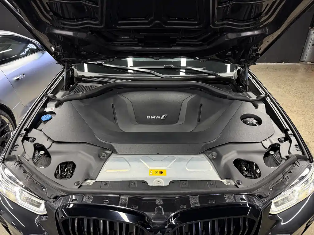 BMW iX3 — миниатюра 22