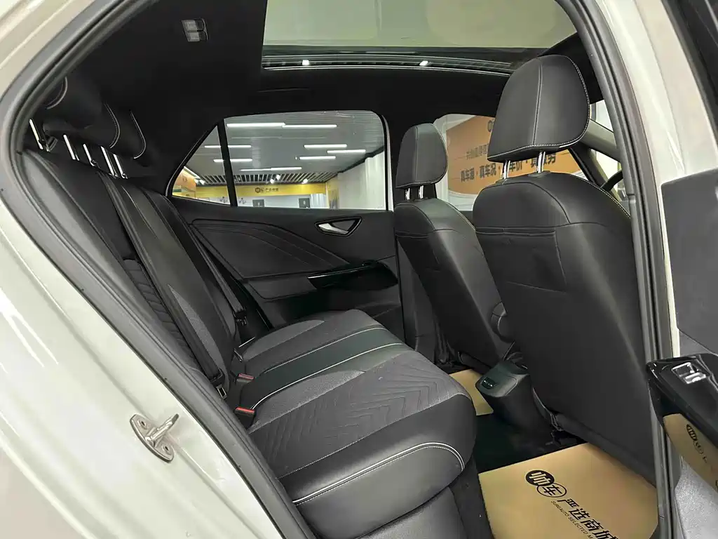 Volkswagen ID.3 — миниатюра 11