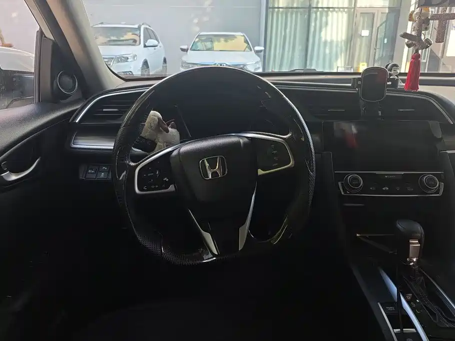 Honda Civic — миниатюра 15