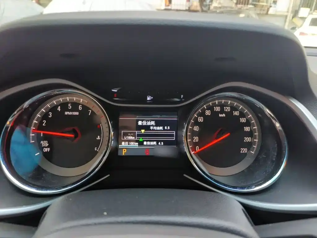 Chevrolet Volando — миниатюра 4