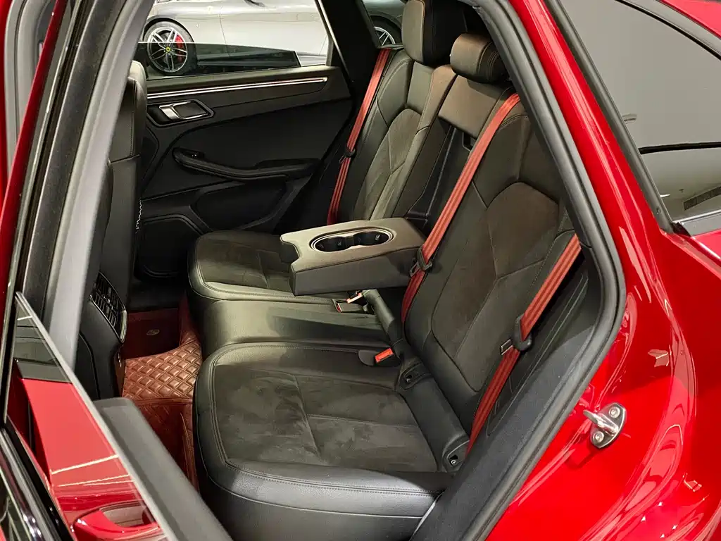 Porsche Macan — миниатюра 18