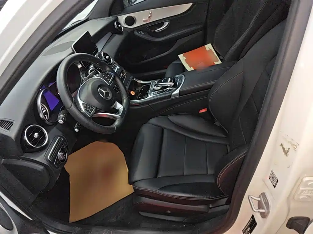 Mercedes-Benz C-Class — миниатюра 11