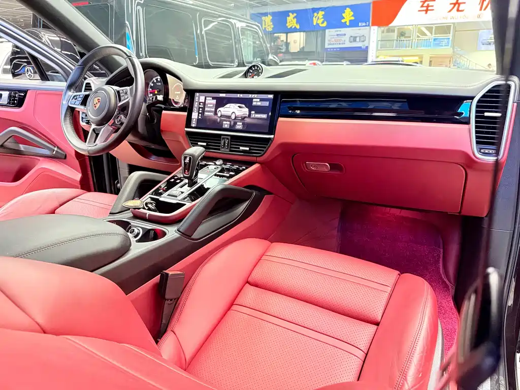 Porsche Cayenne — миниатюра 20