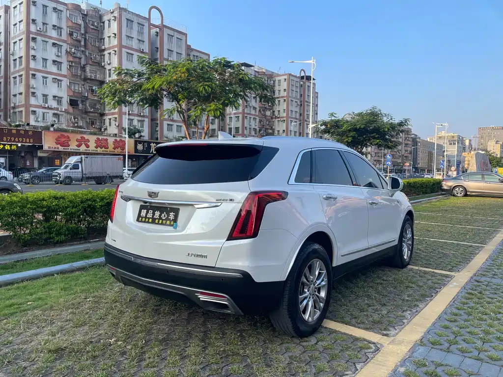 Cadillac XT5 — миниатюра 6