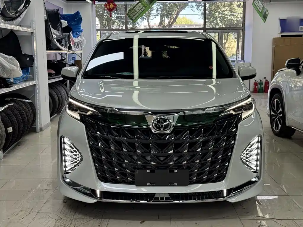 Toyota Sienna — миниатюра 11