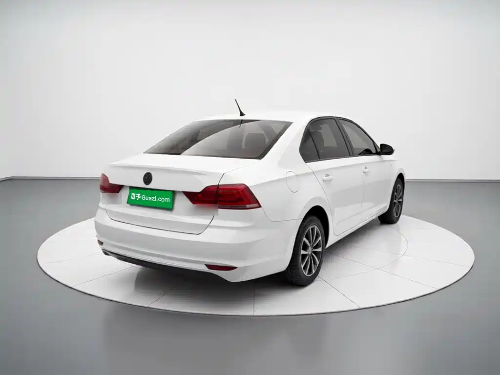 Volkswagen Santana — миниатюра 6