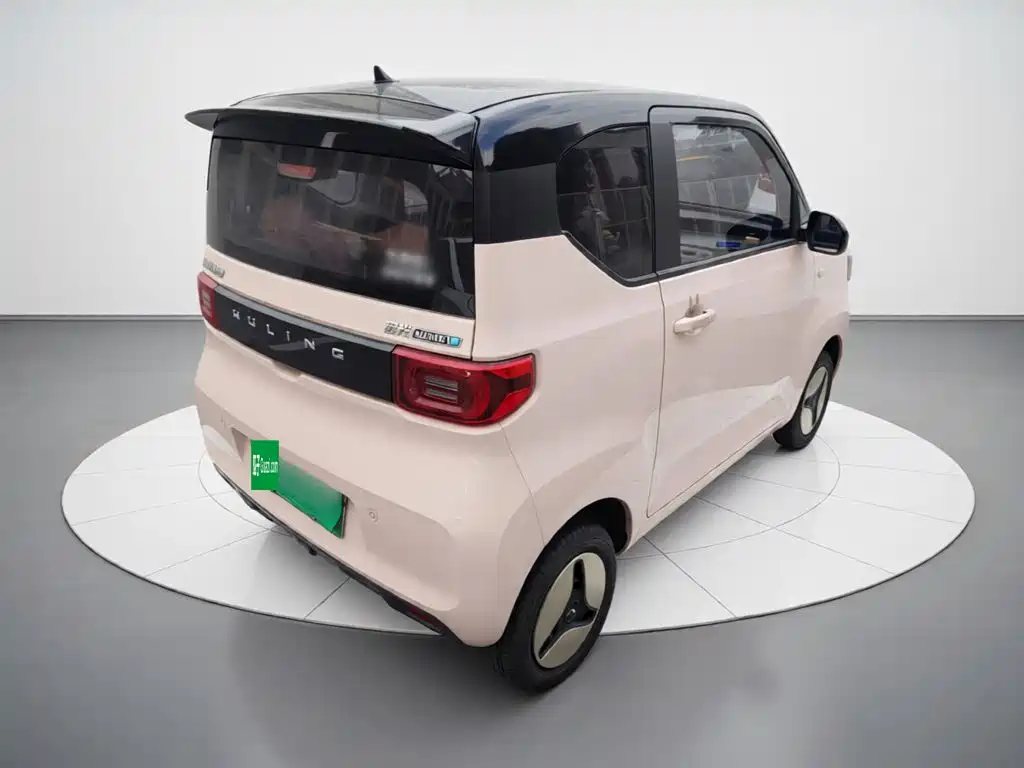 Wuling MINIEV — миниатюра 4