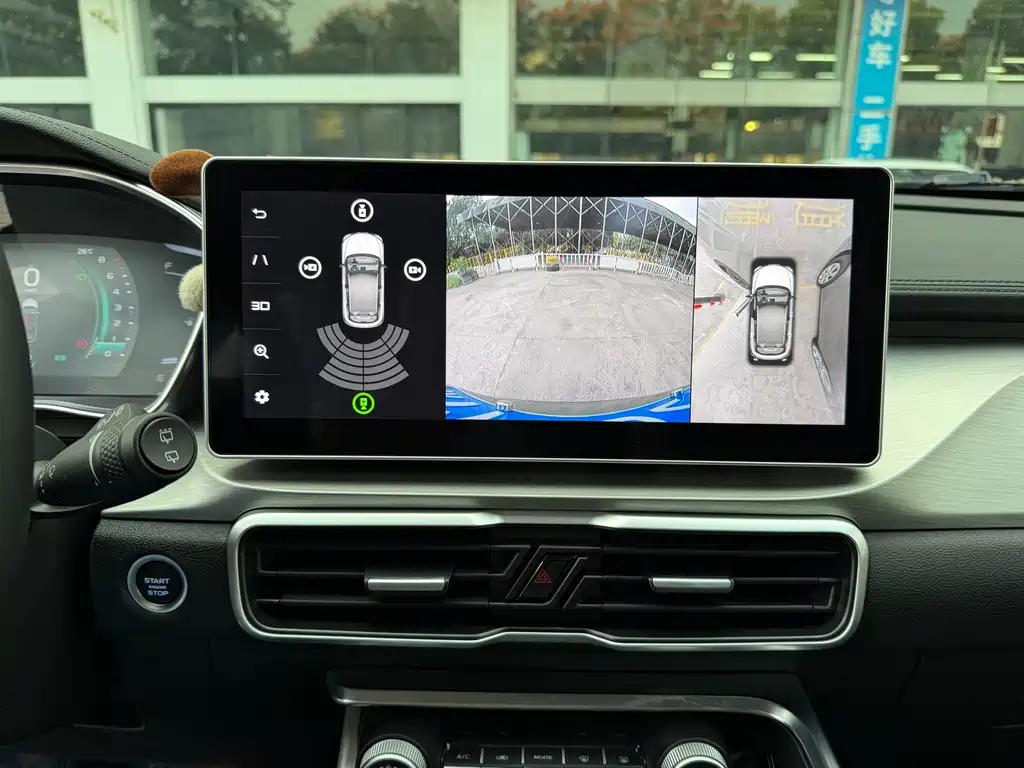 Geely Binyue — миниатюра 17