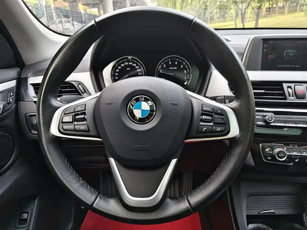 BMW X1 — миниатюра 11