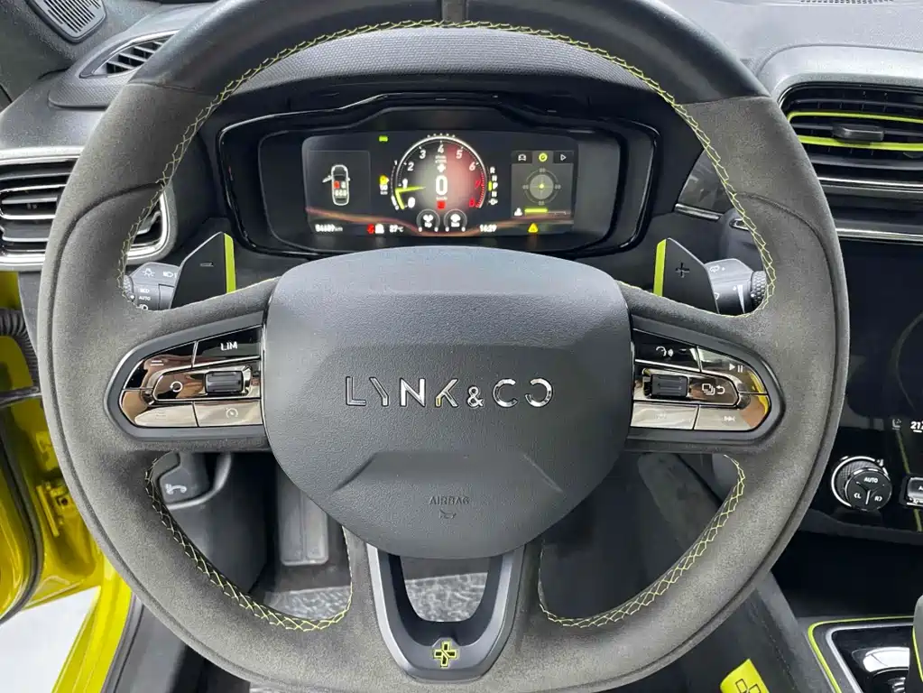 LYNK 03