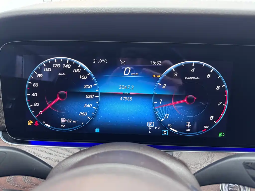 MERCEDES-BENZ E CLASS