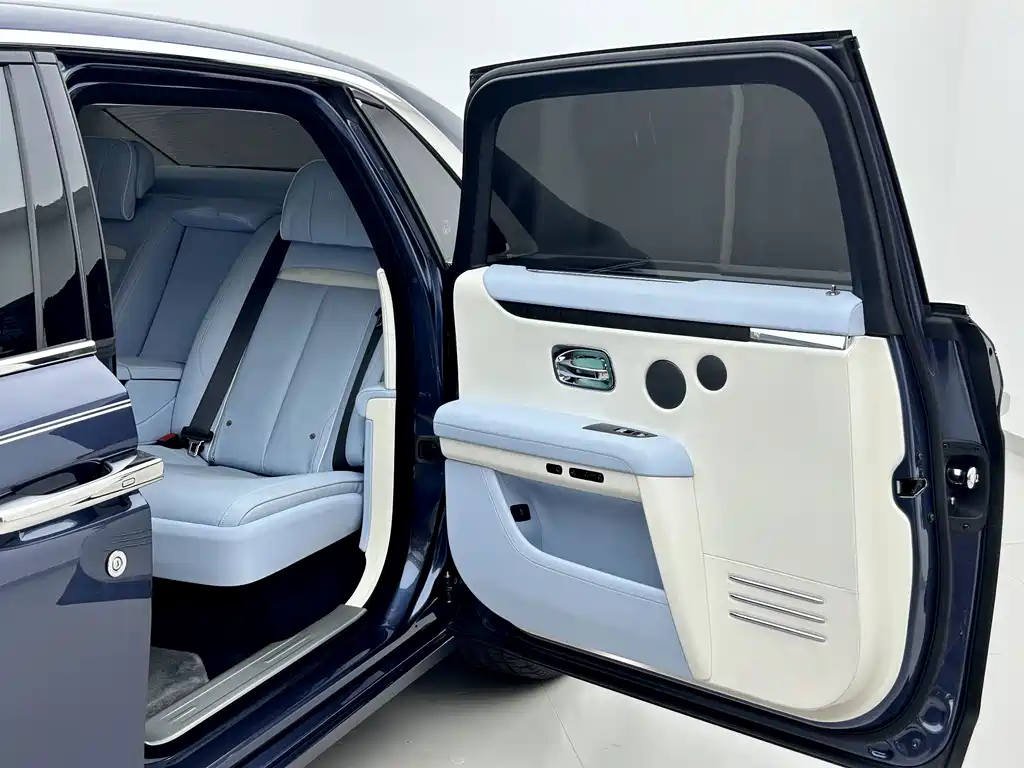 Rolls-Royce Ghost — миниатюра 12