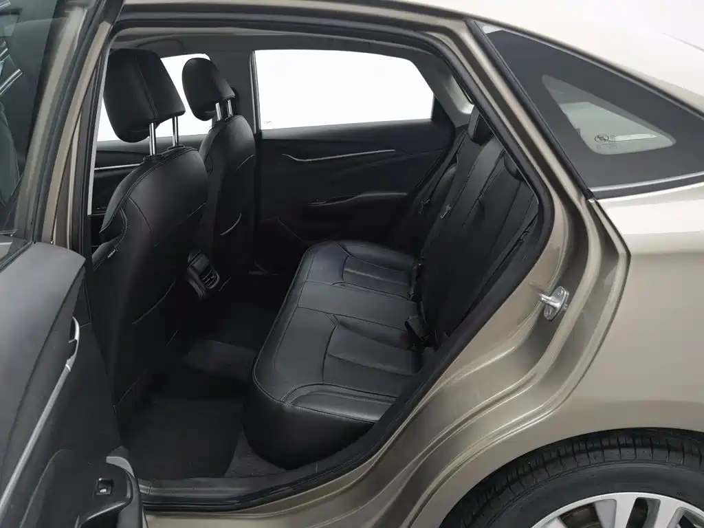 Buick Excelle — миниатюра 15