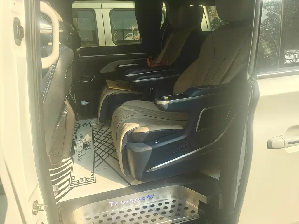 GAC Motor Trumpchi M8 — миниатюра 7
