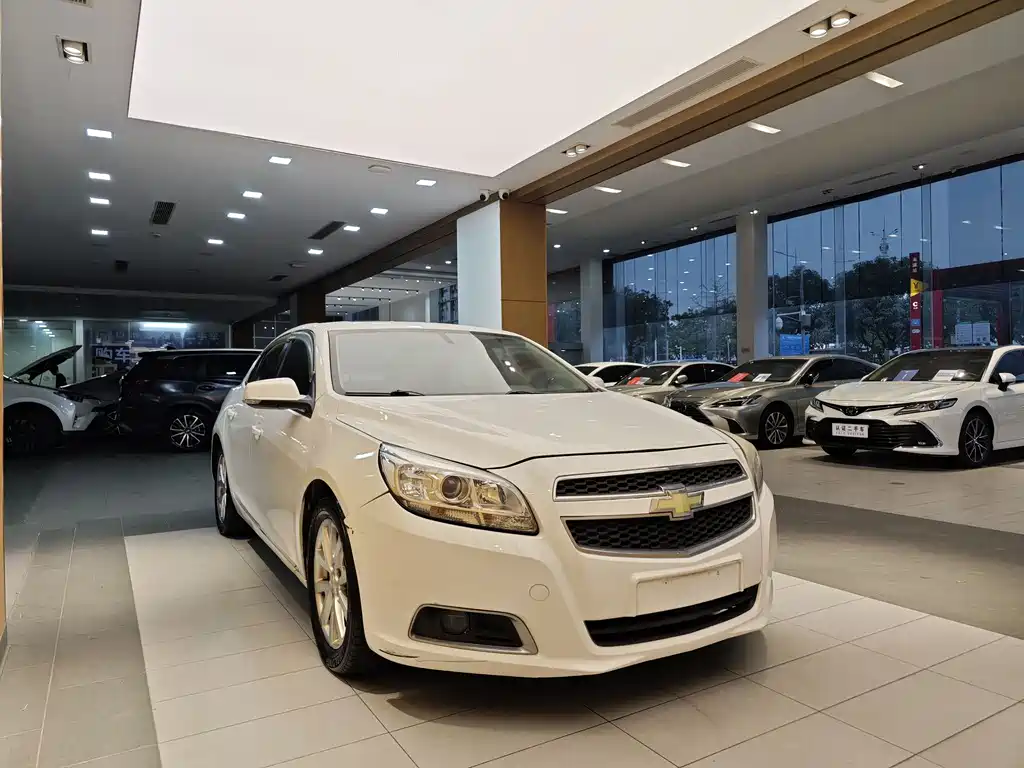 Chevrolet Malibu 2013 2.0L AT Luxury