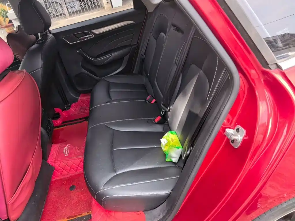 Roewe i6 Classic — миниатюра 13