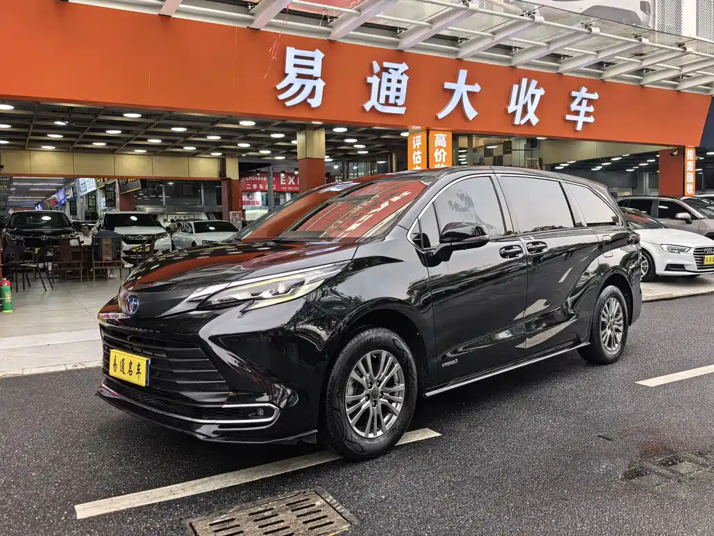 Toyota Sienna 2022