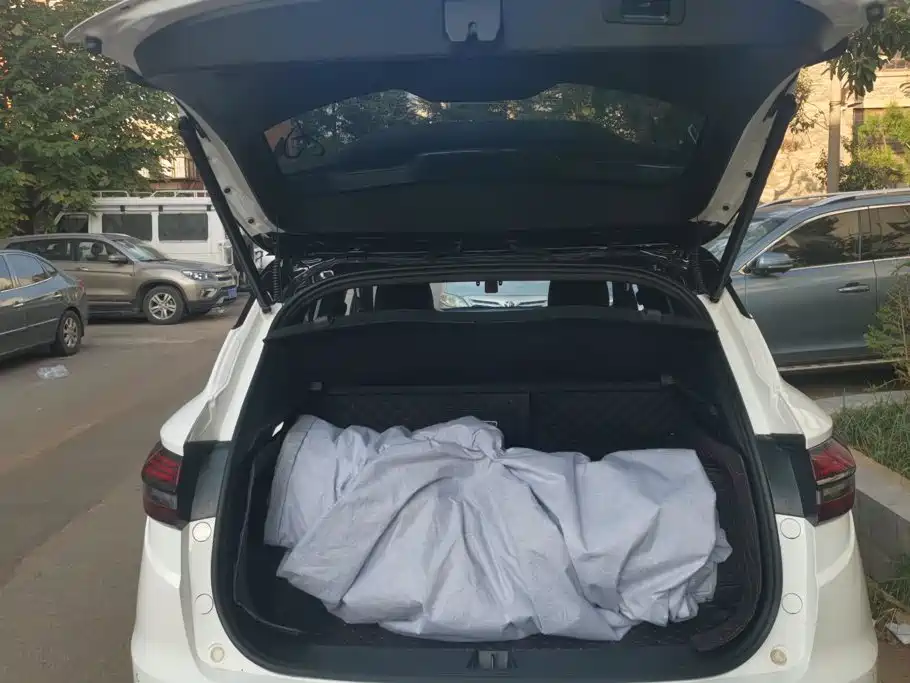 Geely Binyue — миниатюра 4