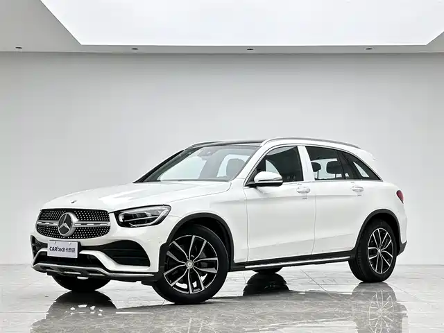 MERCEDES-BENZ GLC 2020