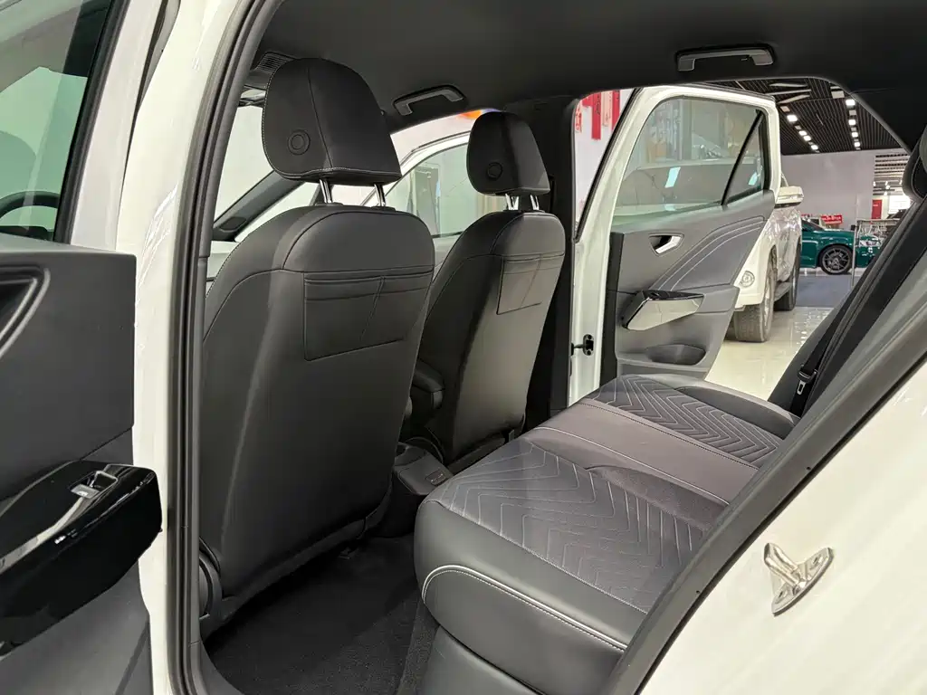 Volkswagen ID.3 — миниатюра 16