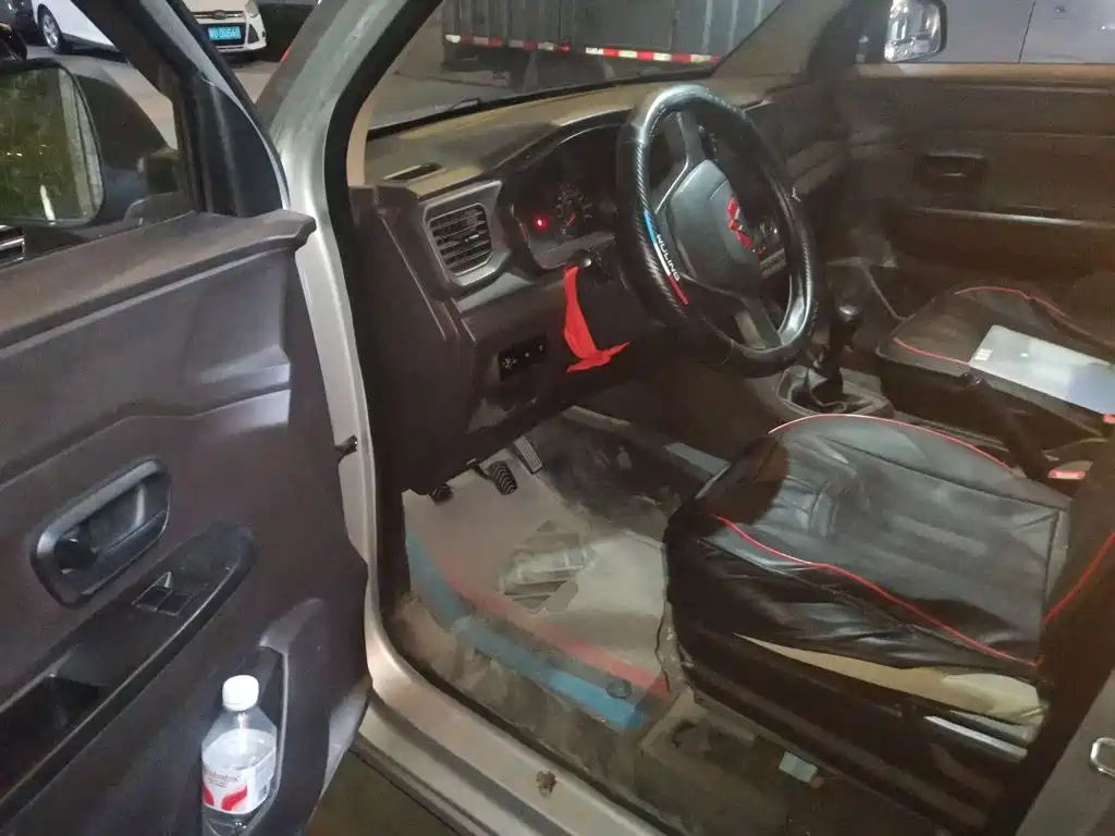 Wuling Hongguang V — миниатюра 14
