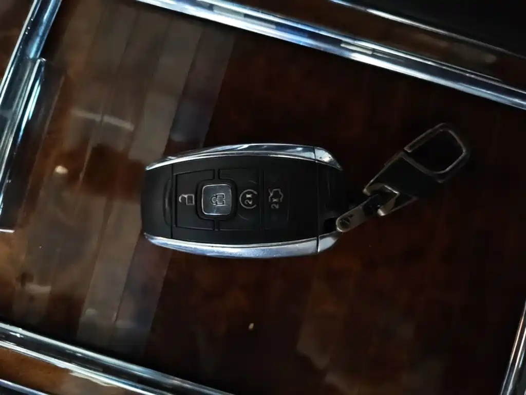 Lincoln Continental — миниатюра 9