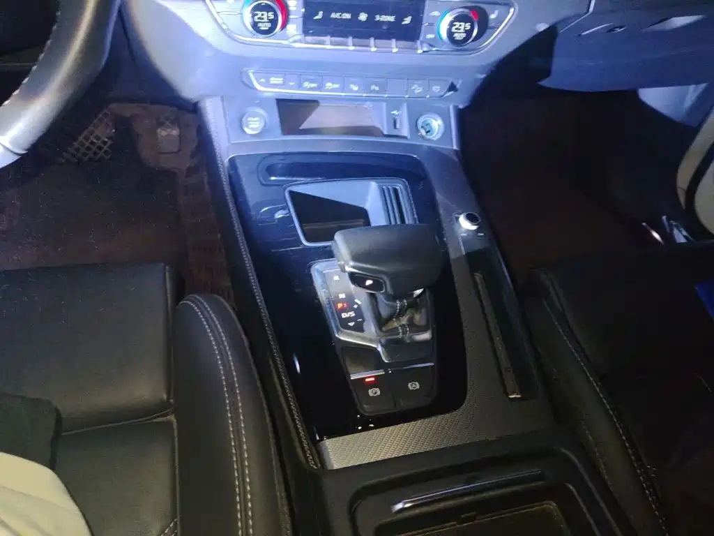 Audi Q5L — миниатюра 7