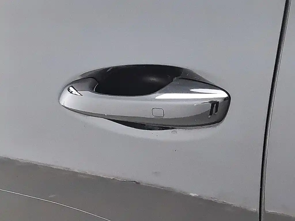 BYD Tang New Energy — миниатюра 18