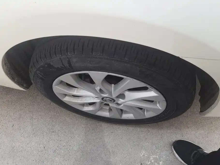 Nissan Sylphy — миниатюра 6