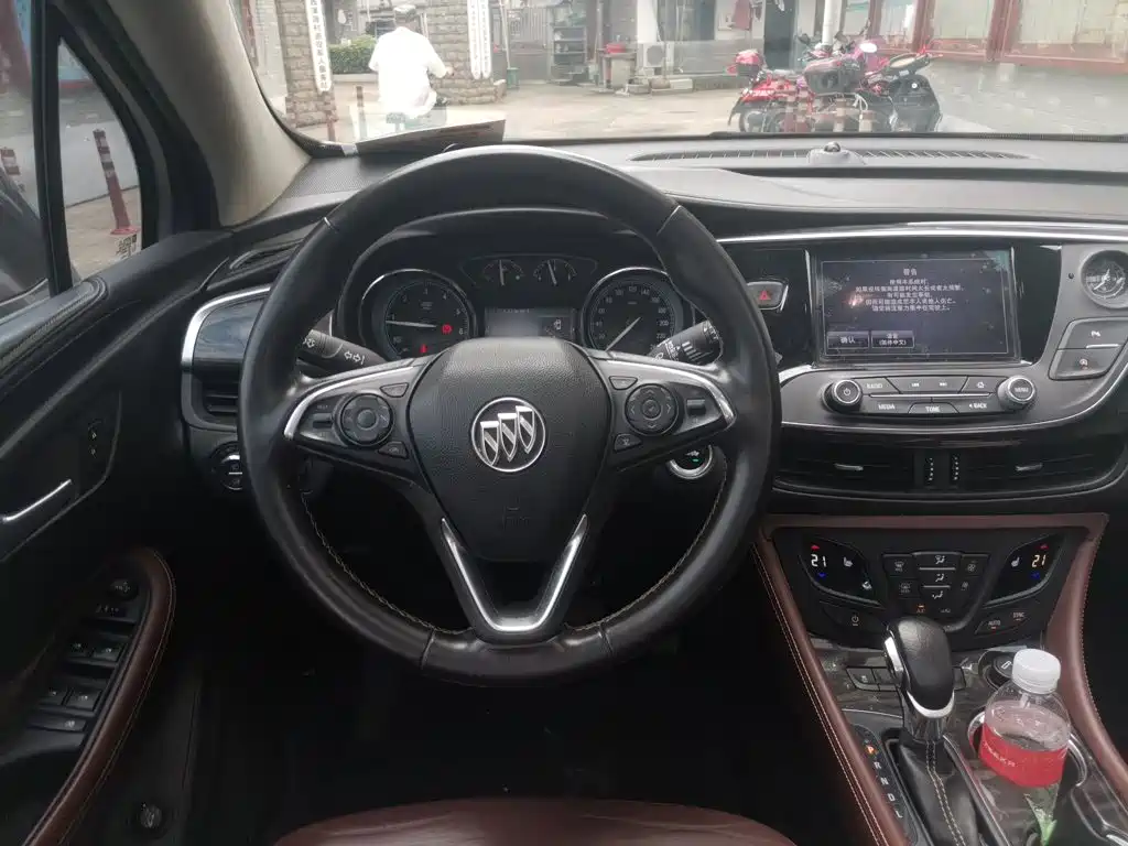 Buick Envision Plus — миниатюра 3