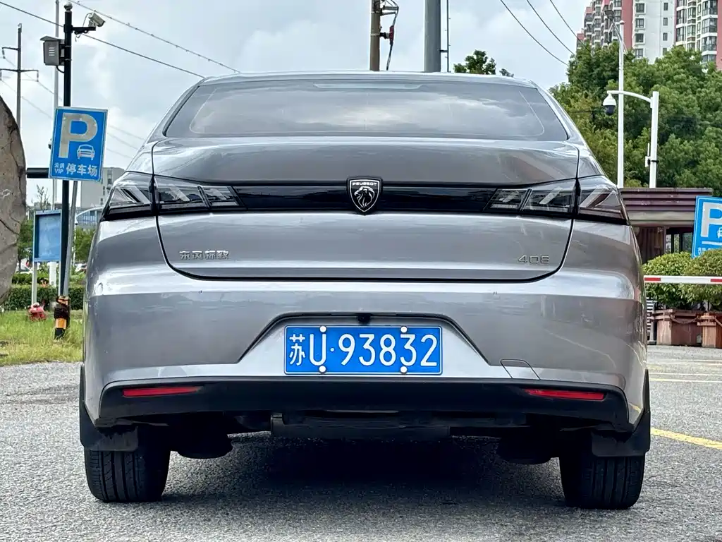 Peugeot 408 — миниатюра 5