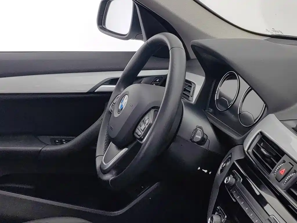 BMW X1 — миниатюра 22