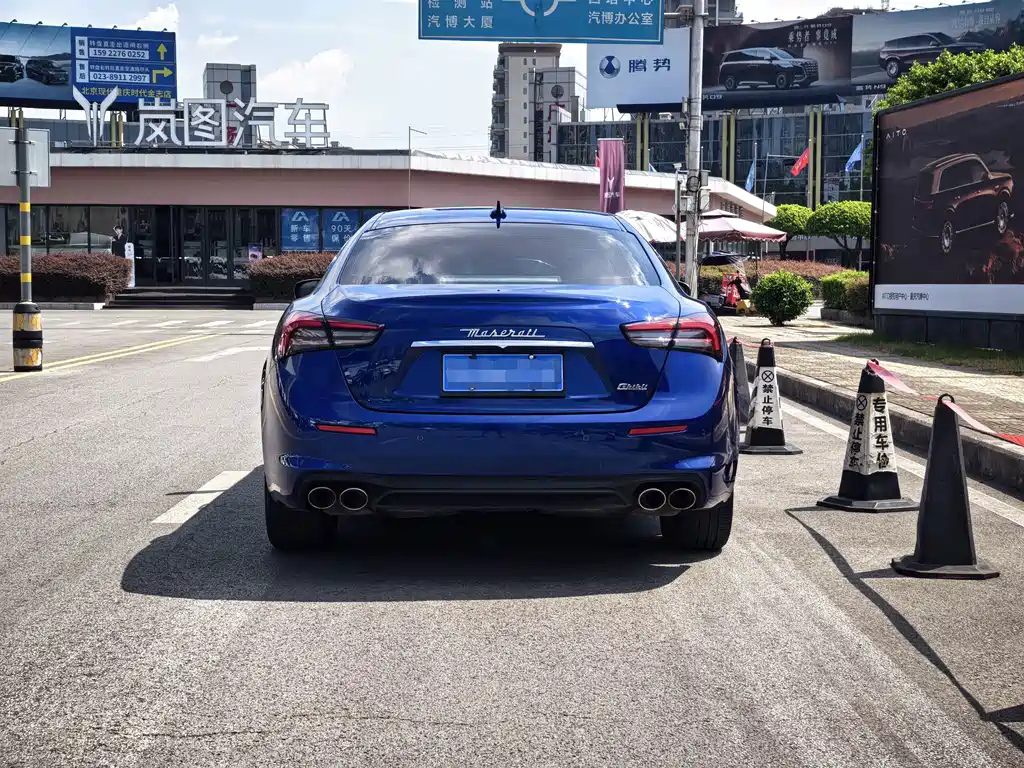 Maserati Ghibli — миниатюра 5