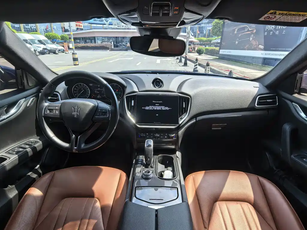 Maserati Ghibli — миниатюра 10