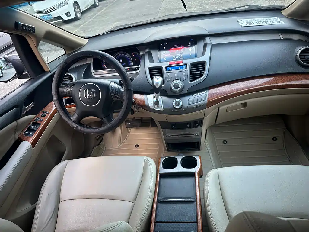 Honda Odyssey — миниатюра 12