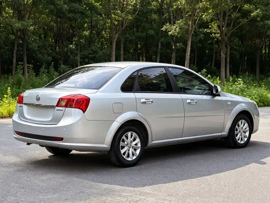 Buick Excelle — миниатюра 6