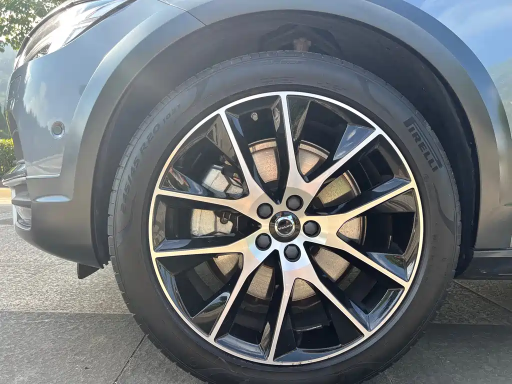Volvo V90 — миниатюра 15