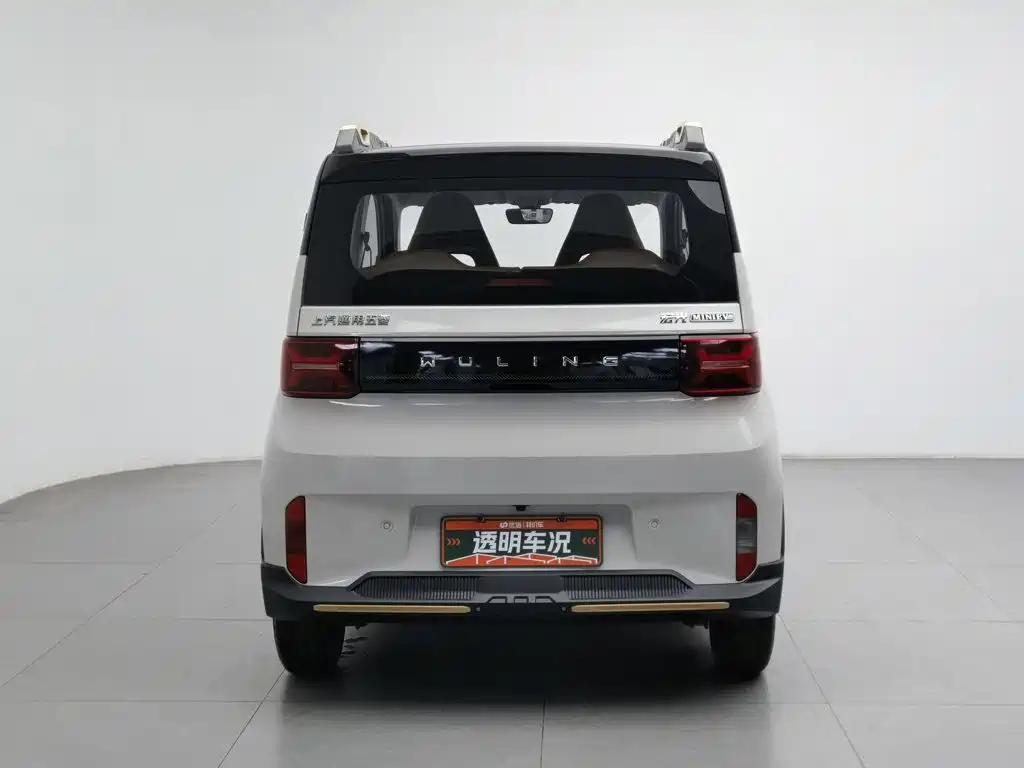 Wuling MINIEV — миниатюра 4