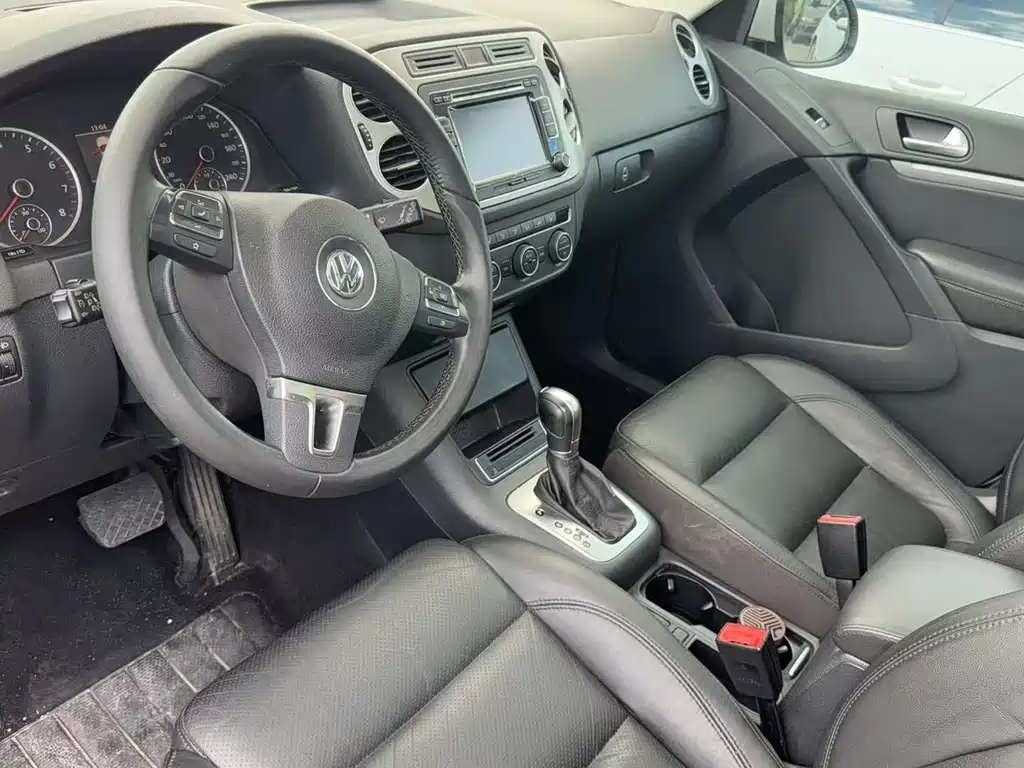 Volkswagen Tiguan — миниатюра 2