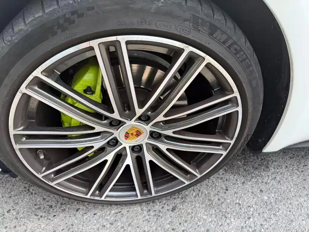 Porsche Panamera — миниатюра 9