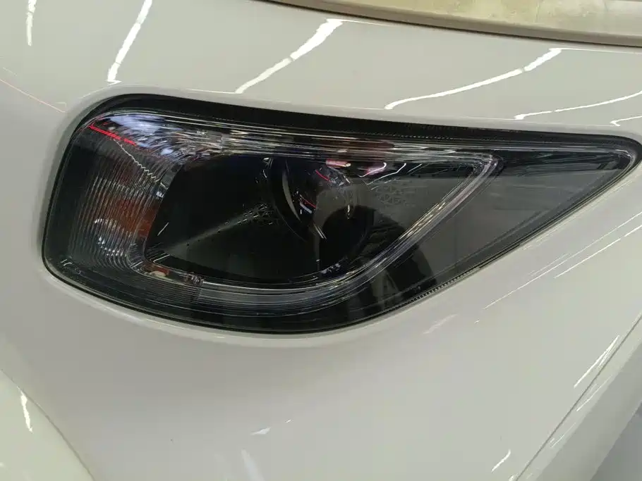 Baojun E200 — миниатюра 5