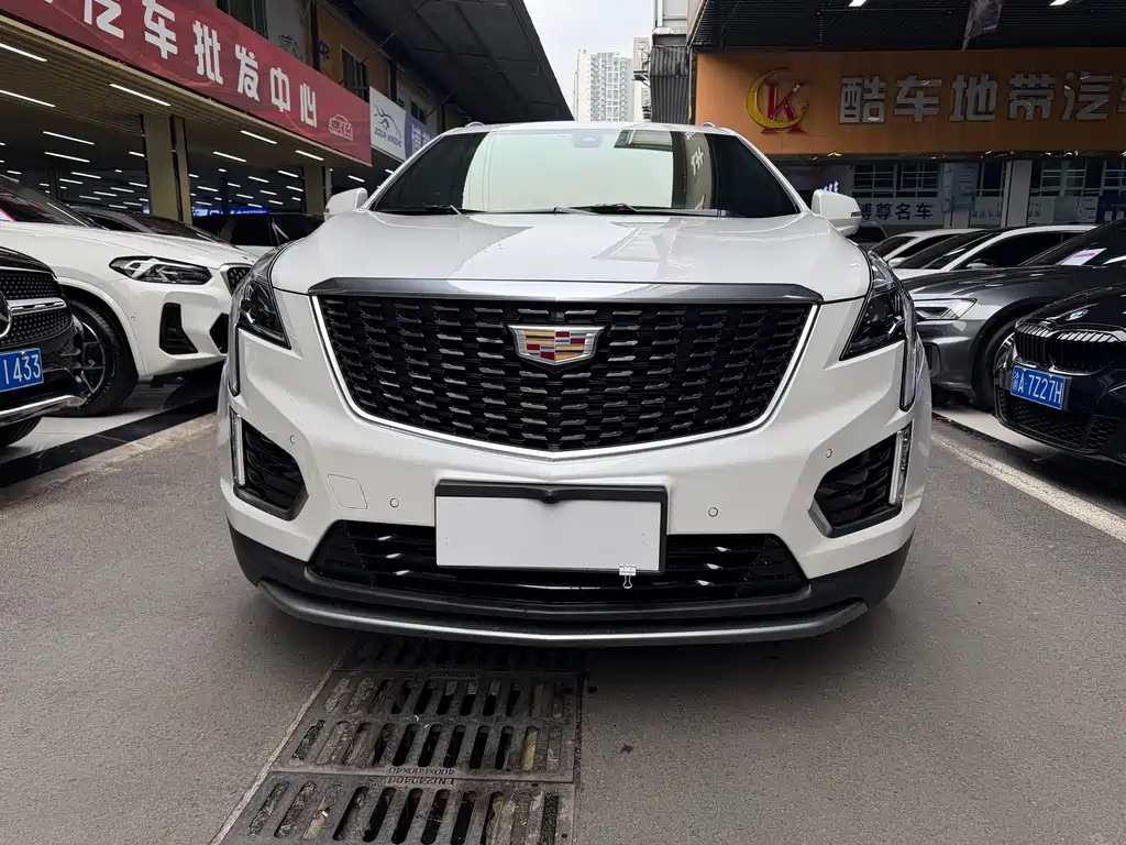CADILLAC XT5