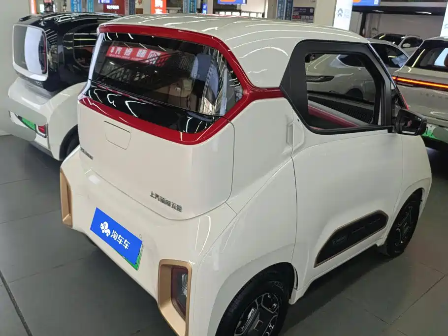 Baojun E200 — миниатюра 3