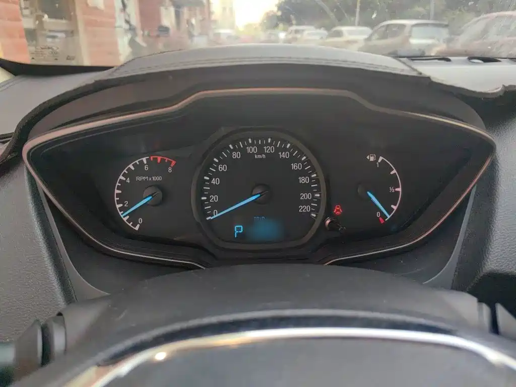 Ford Escort — миниатюра 4