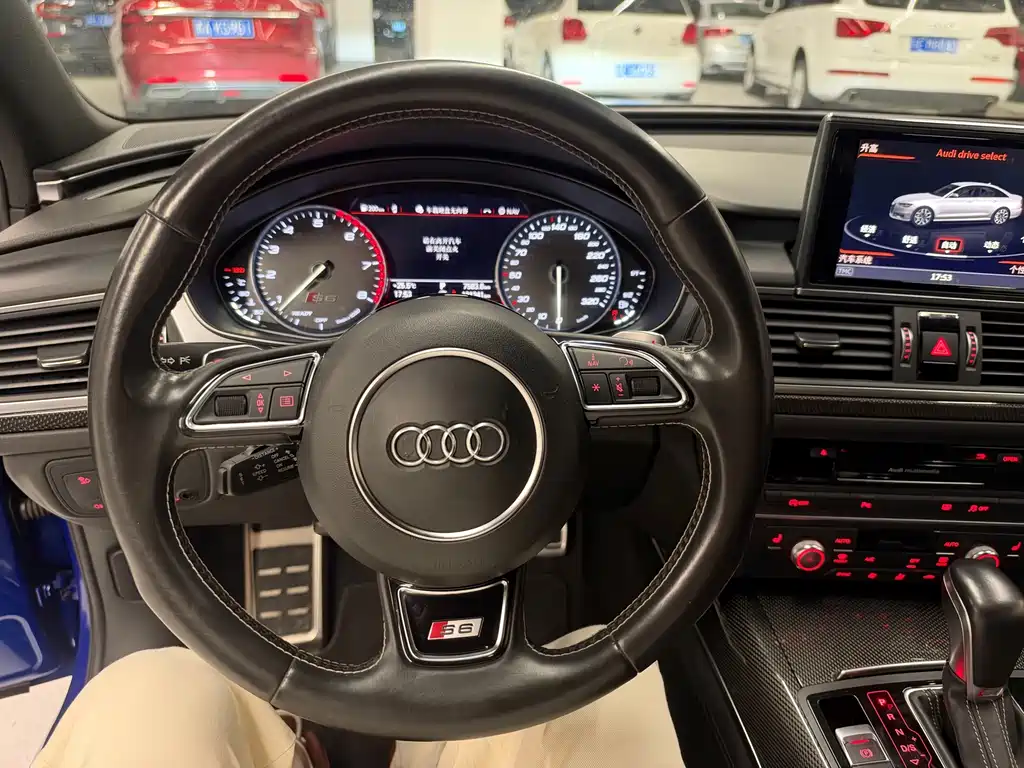 Audi S6 — миниатюра 11