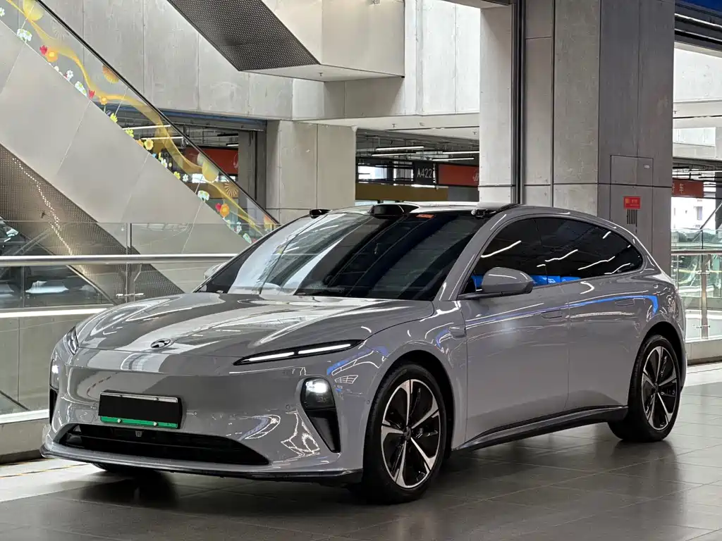 NIO ET5T